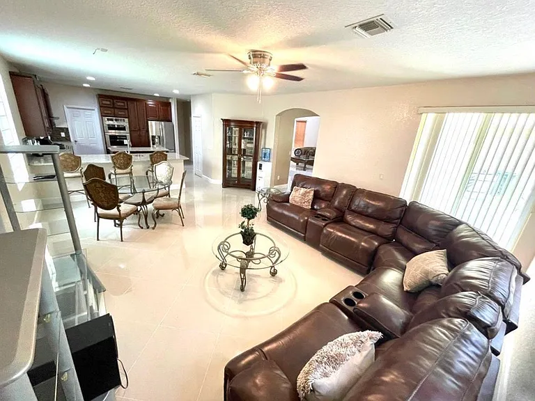 10454 Galleria St — Photo 7