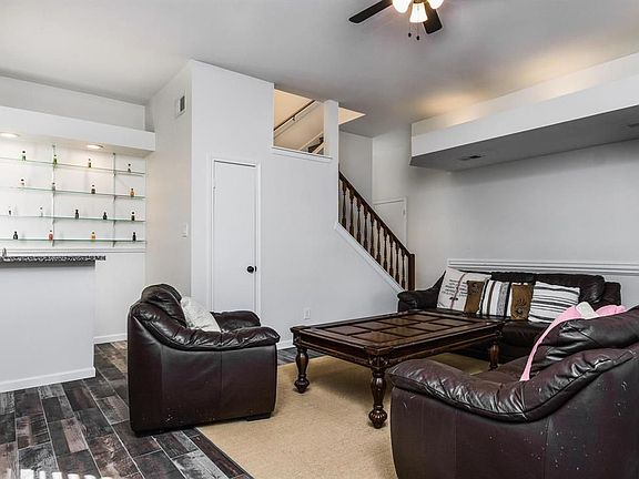 4th image of 4211 Daisy Meadow Dr