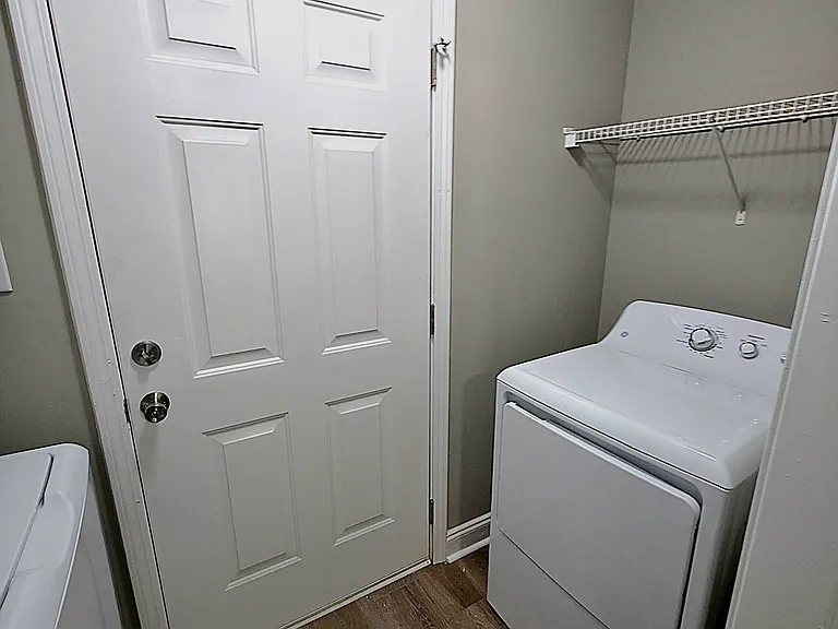 259 Westchester Cir #1 — Photo 14