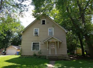 1147 Locust St, Dawson, MN 56232