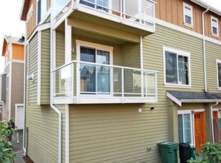 734 N 92nd St #B, Seattle, WA 98103