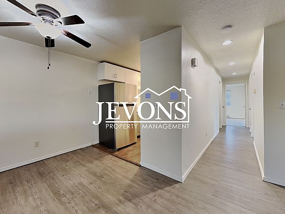 5th image of 2414 N St NE #D