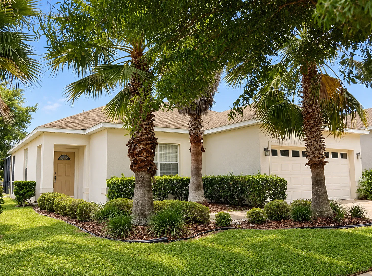 4 bed, 1452 sqft, $2,400 — Photo 1