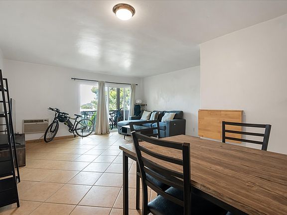 5th image of 7555 Linda Vista Rd APT 27