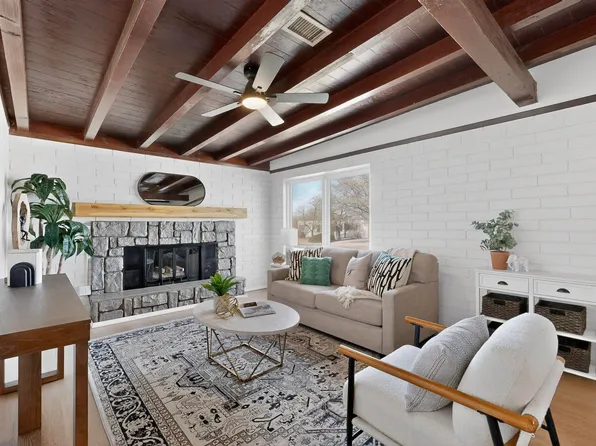 1114 Elizabeth St NE, Albuquerque, NM 87112