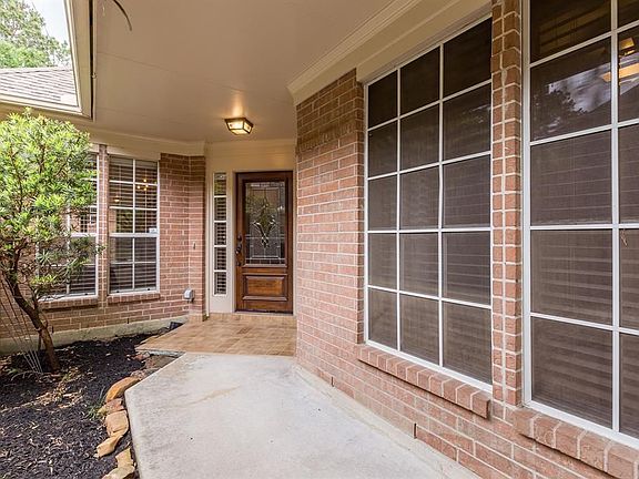 5th image of 2614 S Strathford Ln