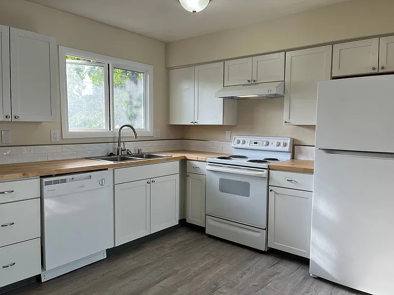 516 E 10th Ave #2 — Photo 2