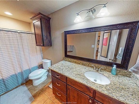 4th image of 3605 Haverford Rd