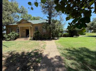 1469 N Prentice Rd, Ponca City, OK 74604