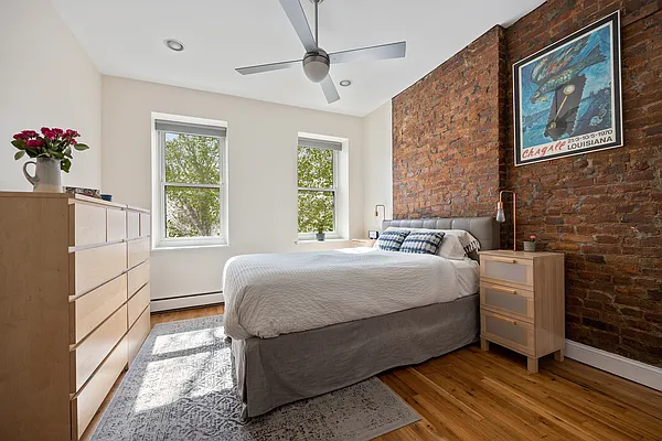 Sold by Compass | media 4