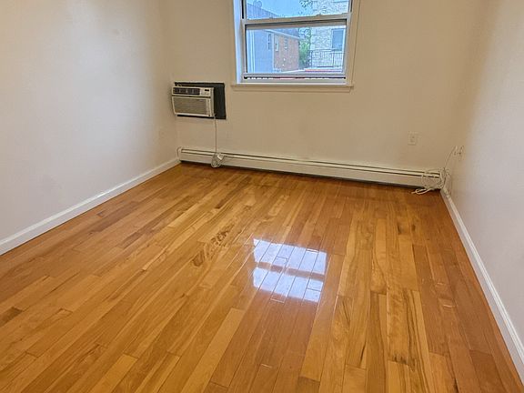 4th image of 2500 126th St #2nd