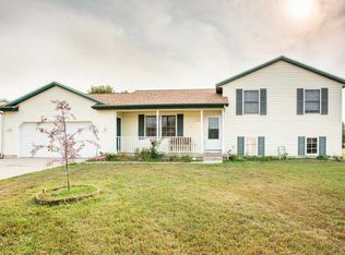 1005 Golfcrest Dr SW, Wyoming, MI 49509