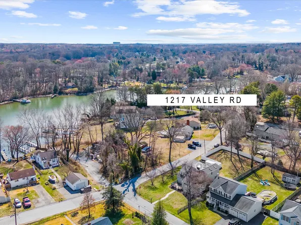 1217 Valley Rd, Pasadena, MD 21122