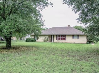 412 E Mulberry St, Leonard, TX 75452