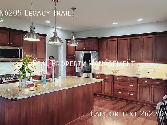 2nd image of W216N6209 Legacy Trl