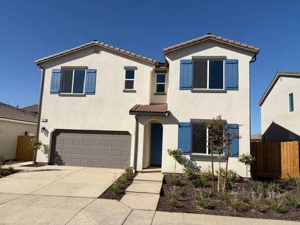 2910 E Tramonto Dr, Fresno, CA 93730