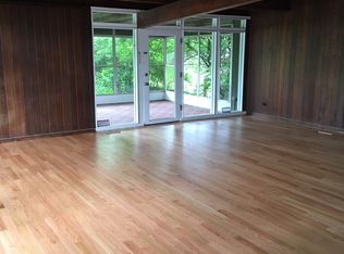 1202 S Naperville Rd, Wheaton, IL 60189