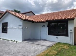 15167 SW 94th Ter, Miami, FL 33196