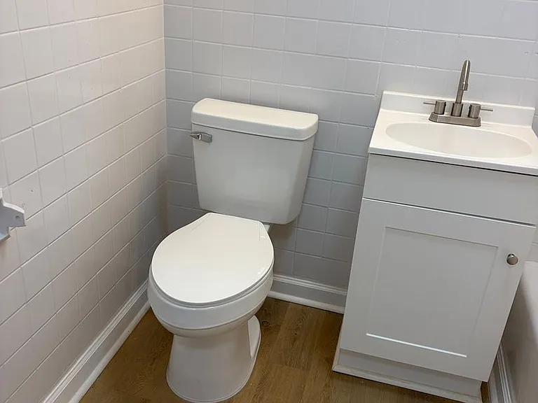 Park Place Apartments — Photo 16