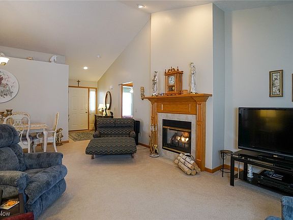 5th image of 1327 Presidents St