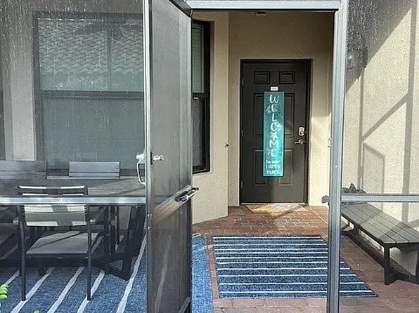 9832 Venezia Cir Unit 1016, Naples, FL 34113