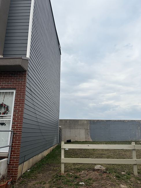 2nd image of 3030 N American St