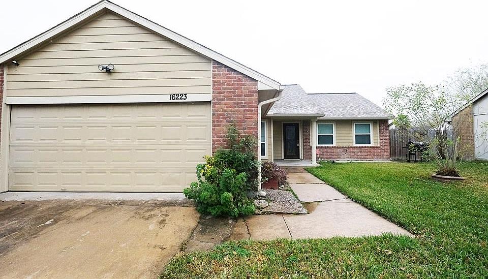 1st image of 16223 Coyridge Ln