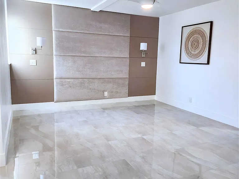 6463 La Costa Dr #301 — Photo 25
