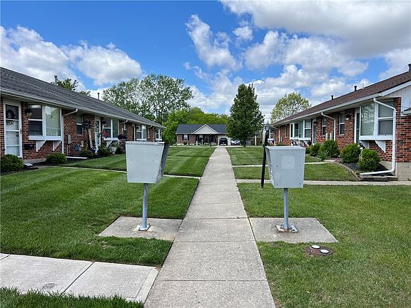 2nd image of 4512 Ridgewood Rd E