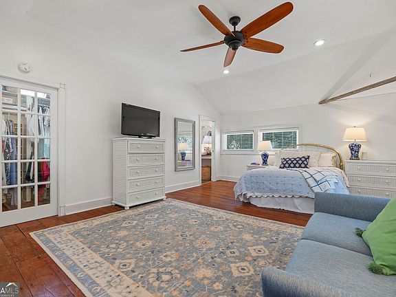 5th image of 4010 Lower Roswell Rd