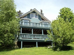 56 Smugglers Loop Dr, Jeffersonville, VT 05464