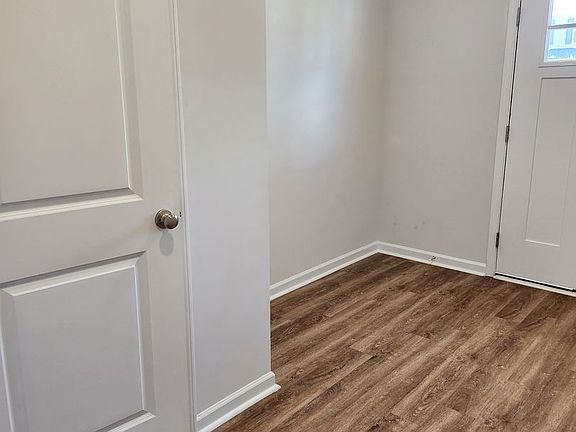 3rd image of 274 Brando Way