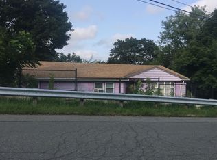 69 Cook St, Lynn, MA 01902