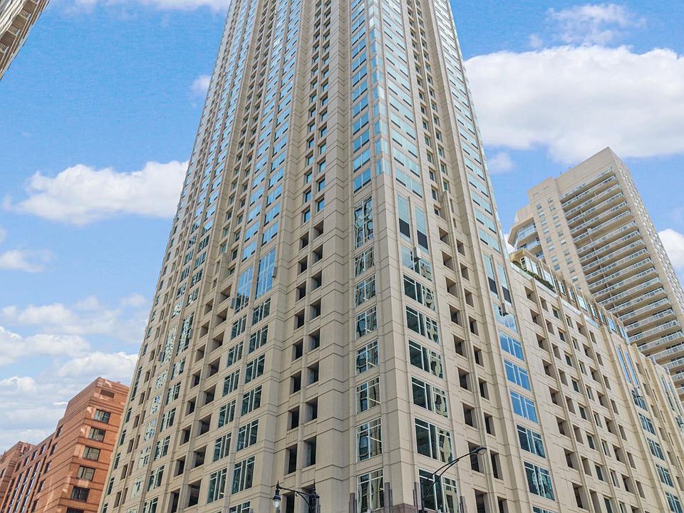 1st image of 33 W Ontario St APT 56E