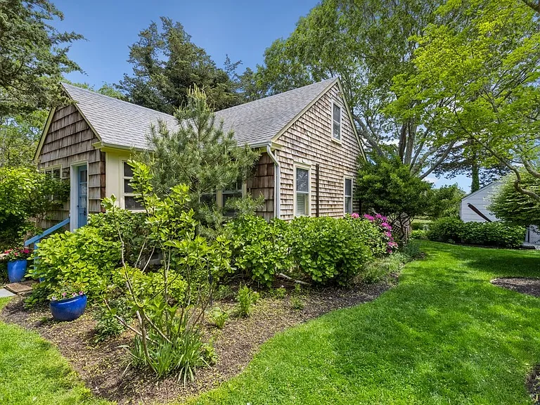 64 Towd Point Rd — Photo 11