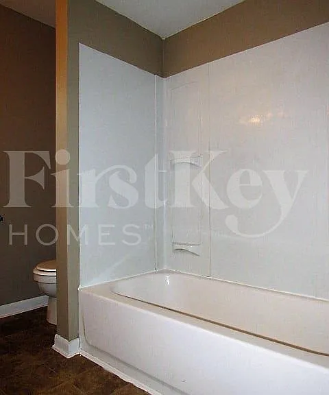 4430 Wycombe Ln — Photo 13