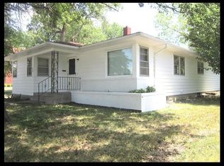604 N Rutherford St, Macon, MO 63552