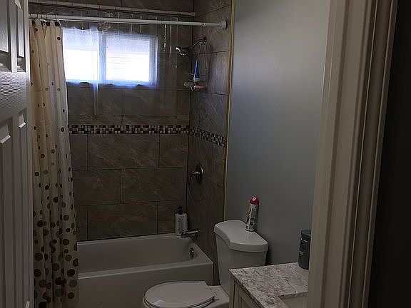 2nd image of 3342 N Whittier Pl