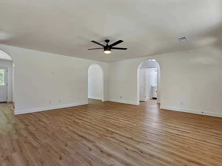 160 Briar Ridge Rd NW — Photo 7