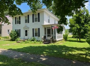 22 S Central Ave, Utica, OH 43080