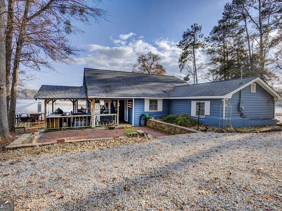 13th image of this home