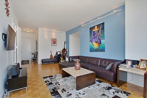 Rented by Corcoran | media 46