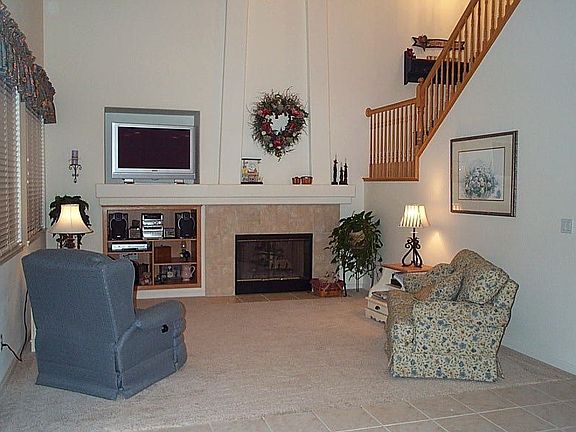 Spacious Family Room