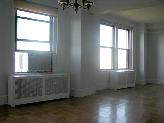 Rented by Stonecrest Realty | media 34