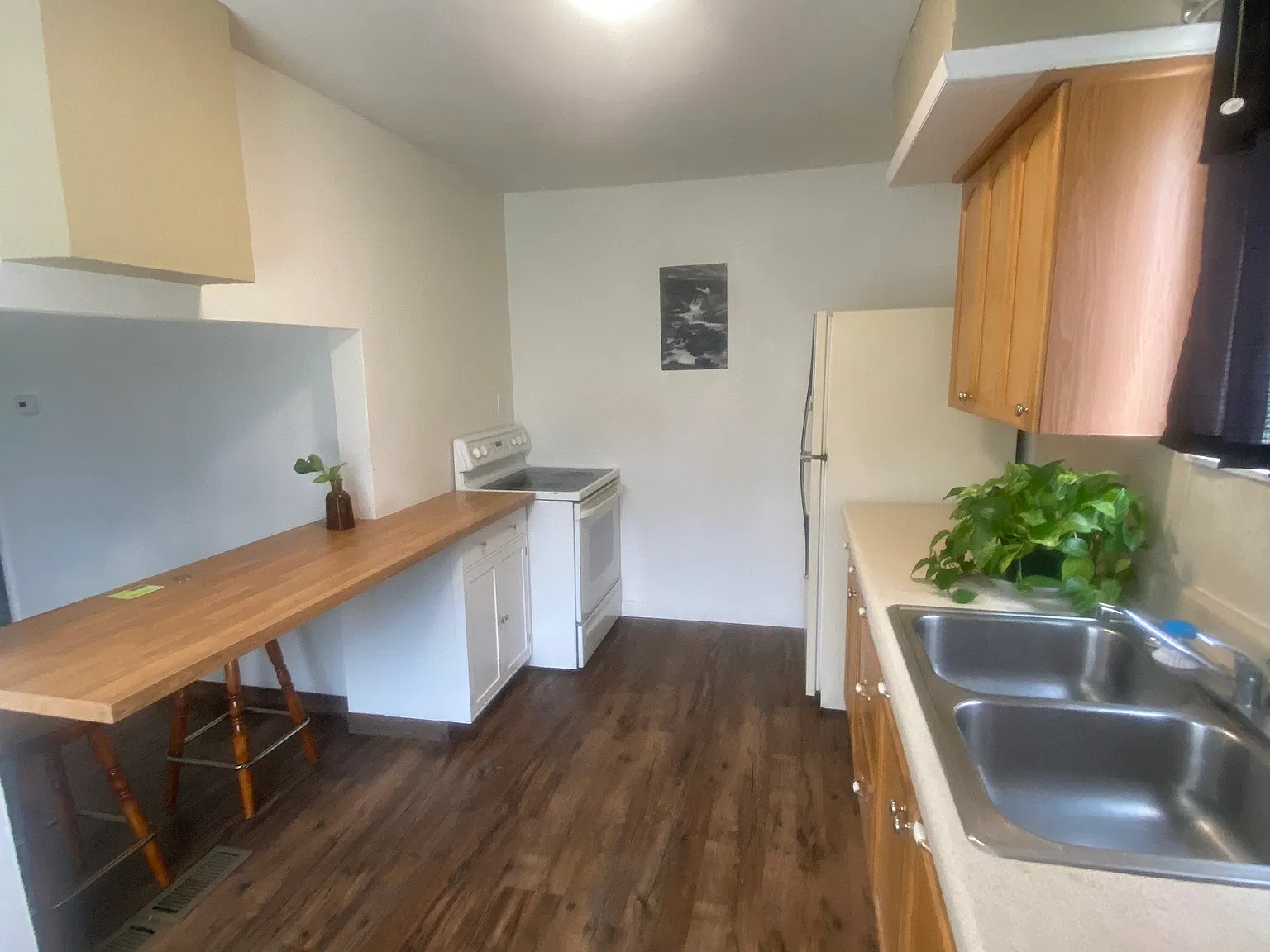 2 bed, 975 sqft, $1,650 — Photo 4