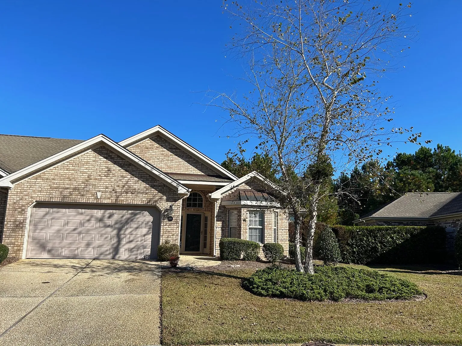 3 bed, 2075 sqft, $2,850 — Photo 1