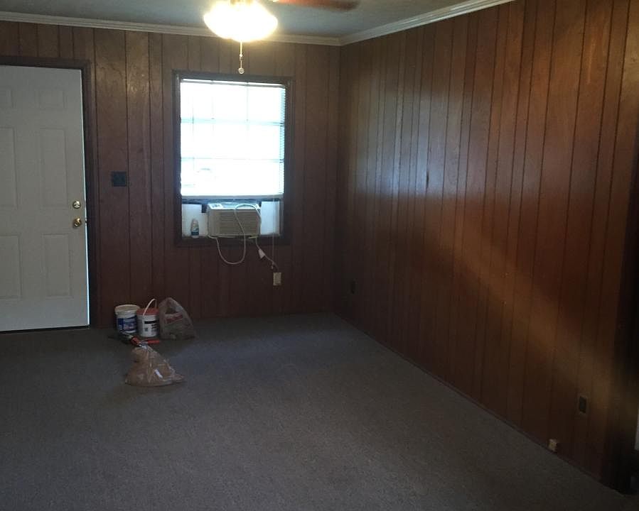 2nd image of 309 N Broad St APT 8