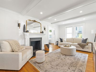 5 Intervale Rd, Wellesley, MA, 02481