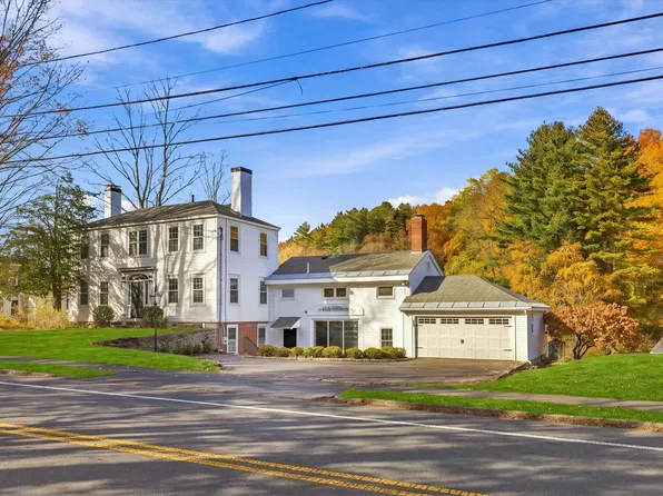 78 Main St, West Newbury, MA 01985