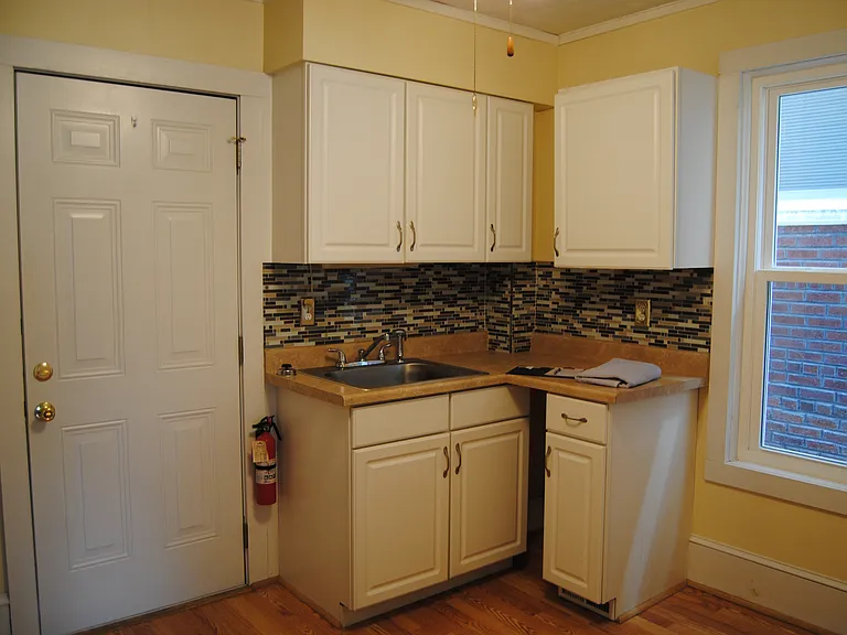 217 S Allegheny St — Photo 4